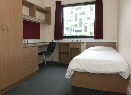 University of Essex - Southend Campus Отели в г. Саутенд-он-Си