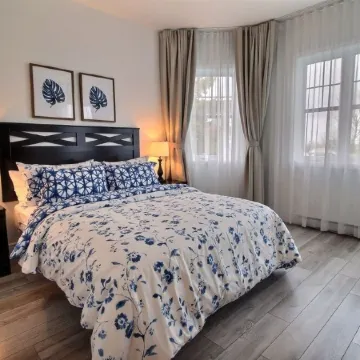 Luxurious 3 bedroom condo. 2 minutes from beautiful Mont Bromont. CITQ#248275