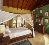 Sunrise Villa - An affordable beachfront gathering place for family and friends