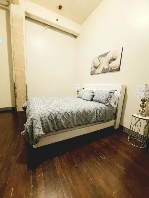 Rustic Realm/2BR2Bath/KayBaileyCenter/Pool/GYM