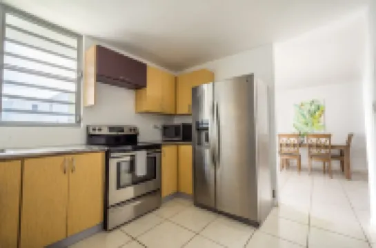 Private pool, Oceanview, Centrally located!