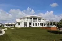 Palm Point Loft - Private two bed+ two bath on the canal IG@PalmPointTCI