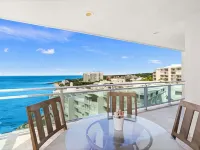 Charming 2-bedroom corner deluxe condo in Cupecoy with ocean and sunset view