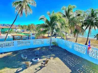 Beachfront Bliss: Spacious 5-Bedroom, 2-Bath Escape with Stunning Ocean Views Hotel di Rio Jueyes