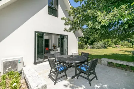 Modern and Spacious Apartment in Tamahere Country Living Zone