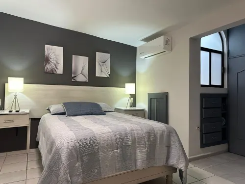GRAN ALOJAMIENTO:) 5 HABITACIONES CON BAÑO Y CLIMA