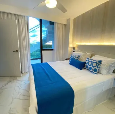Luxury Getaway: 2-Bedroom Apartment Steps from the Beach and Hard Rock Hotel