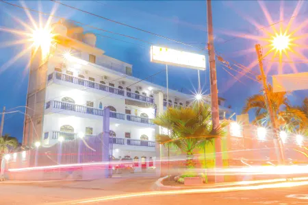 Kevin's Tolú by Bernalo Hotels Отели в г. Толу