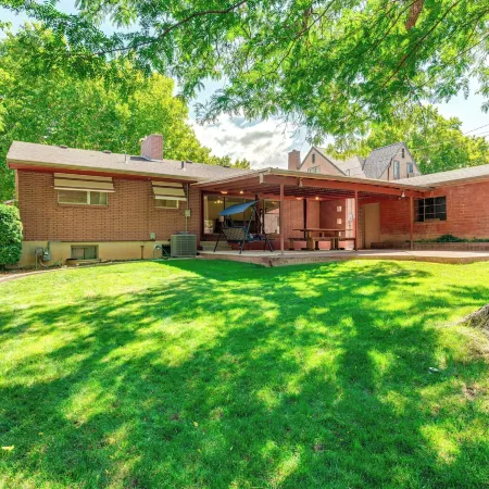 27 Mi to Zion: Home w/ Backyard in Cedar City!