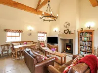 The Cow Barn - 3-Star