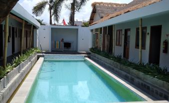Roots Hotel Trawangan