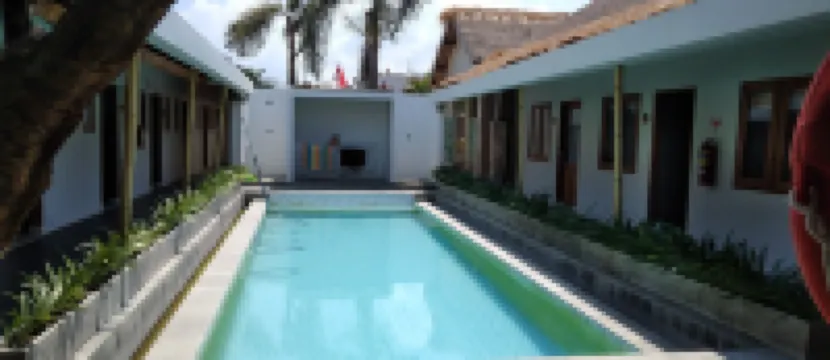 Roots Hotel Trawangan