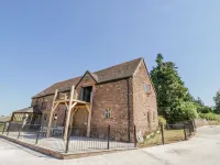 Munderfield Mill Hotels in Upper Sapey