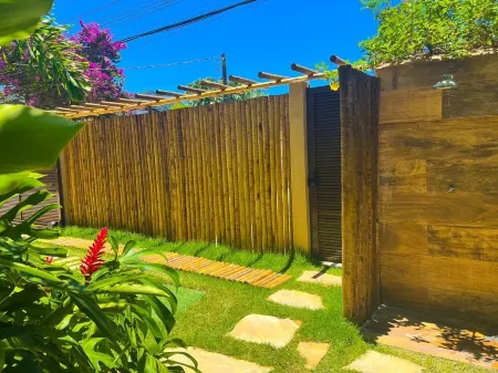 Casa DAroeira - Condomínio Residencial de Flats Отели в г. Juquei