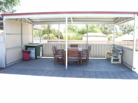 Augusta Courtyard Motel