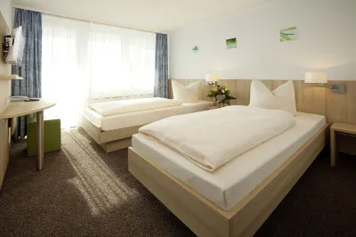 Gasthof Lerner Hotels near Freising Cathedral