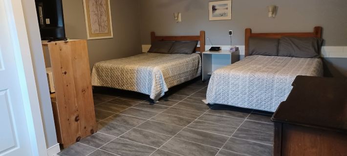 Mile Inn Motel Hotels in Bruce County