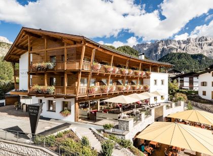 Boutique Hotel Nives - Luxury & Design in the Dolomites