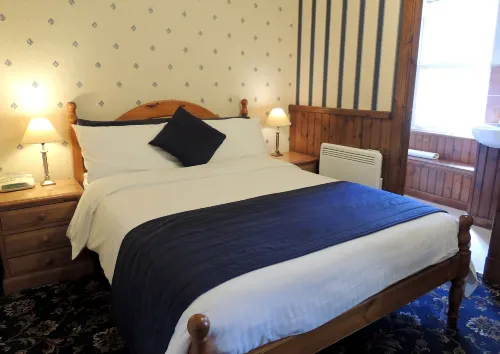 The Orkney Hotel - parking