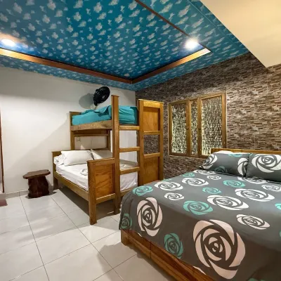 Isla Los Erizos EcoHouse Hotels near Rosario Islands