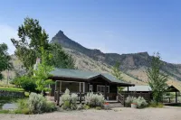 Trail Shop Inn
