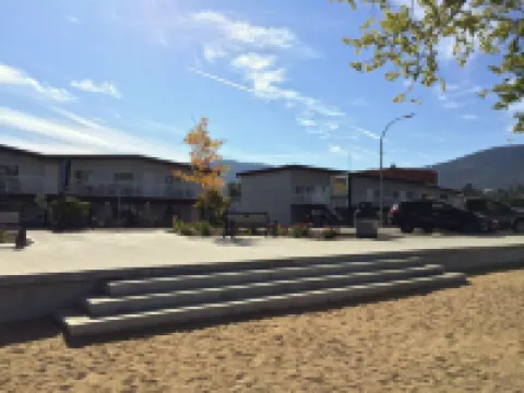 Golden Sands Resort Motel