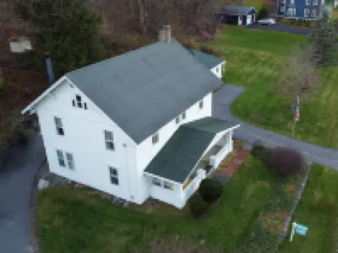 1st Class Rentals the Thurman Munson House Hotels in Hartwick