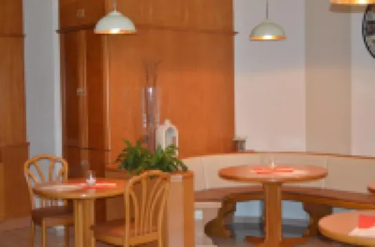 โรงแรมเอปเพลบอร์เนอร์ โฮฟ โรงแรมใน