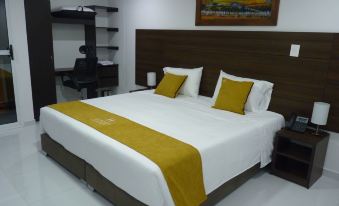 Hotel Business Center