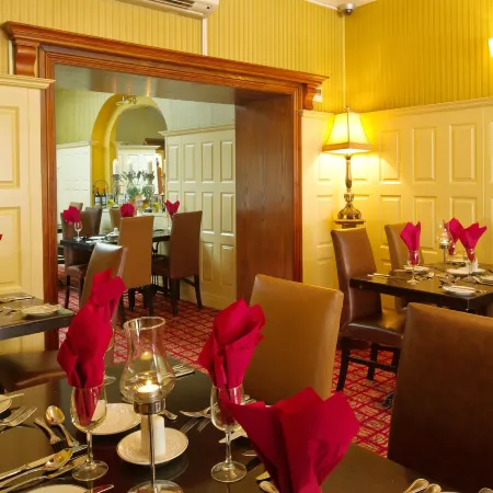 Shamrock Inn Hotel