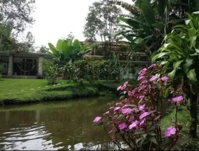 Paraíso San José Hoteles en 