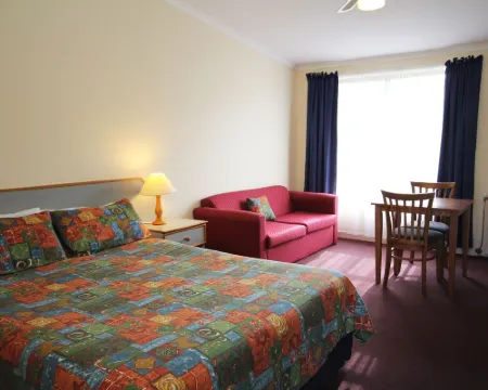 オーボストカントリーマンモーターイン オーボストのホテル