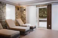 Aparthotel Familiaris - Family Apartments - Pools & Spa in Dolomites - spa