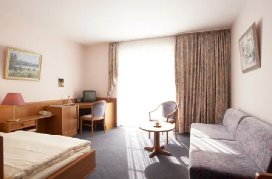 魯內弗萊爾酒店