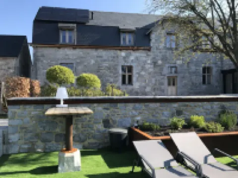 Le Presbytère de Sautour Hotels in Philippeville