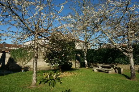 Pazo Almuzara Отели в г. Cea