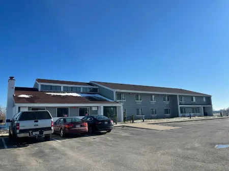 The Belgium Inn & Suites Отели в г. Рандом Лейк