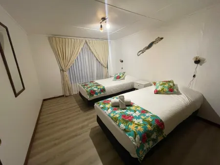 Hotel Hotu Matua by EI