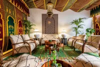 Riad Matias Galé - Luxury, private pool, AC, free wifi, 5min from the beach - Villas