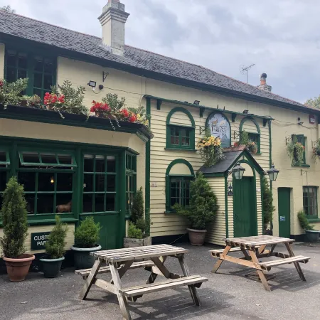 The New Forest Inn