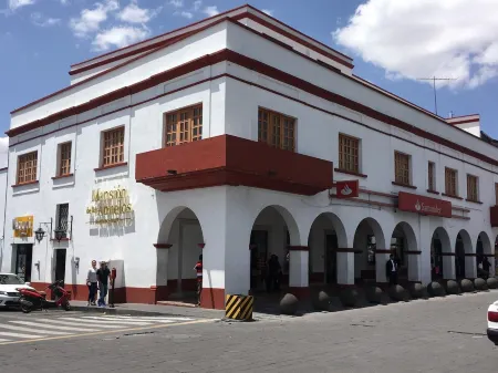 Mansion de Los Abuelos Отели в г. Temascalcingo