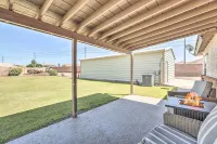 2 Mi to Dtwn Gilbert! Snowbird Escape w/ Pool - Homestays