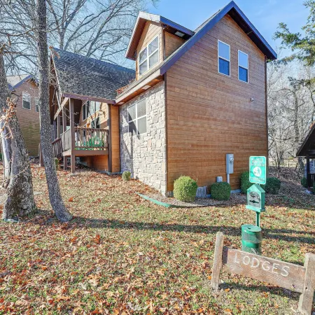 Families Welcome! Branson Resort-Style Getaway