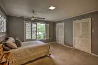 Pet-Friendly Lake Athens Home w/ Fireplace! - WiFi