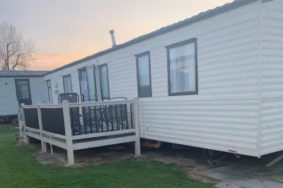Big2Vacation2 Exclusive at New Beach Caravan Park Hotels in Hythe