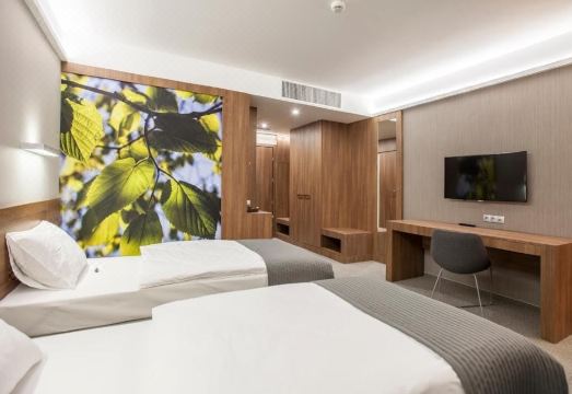 2. 콜루므나 파크 ..