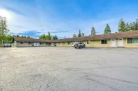 Walk to Parks: Snug Soldotna Sanctuary! - Homestays