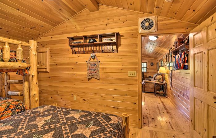 Hooah Cabin Retreat w/ Grill & Step-Free Access