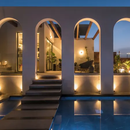 Vaya Suites by Omilos Hotels Отели рядом с достопримечательностью «Пляж Амудара»
