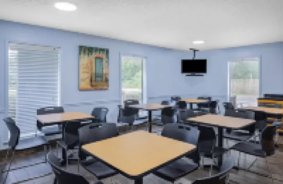 Days Inn by Wyndham Pensacola I-10